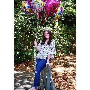 Meet your Posher, Chloe